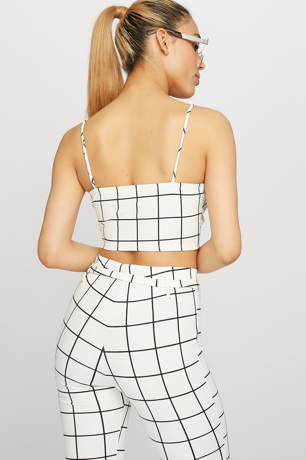 Women V-Neck Checkered Cropped Tank White
