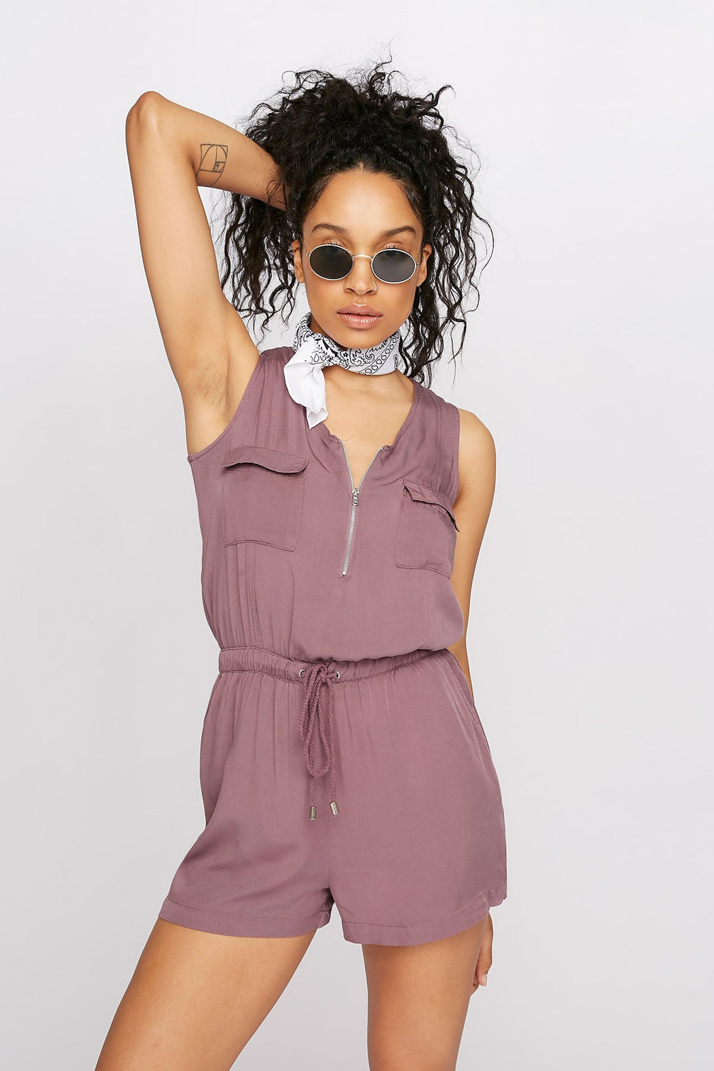 Women Combi-short sans manches avec taille coulissante et demi-fermeture à glissière Aubergine