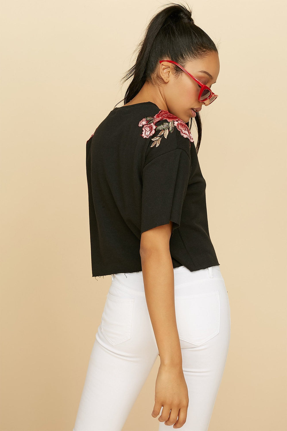 Women Floral Embroidered Cropped Popover Sweater Black