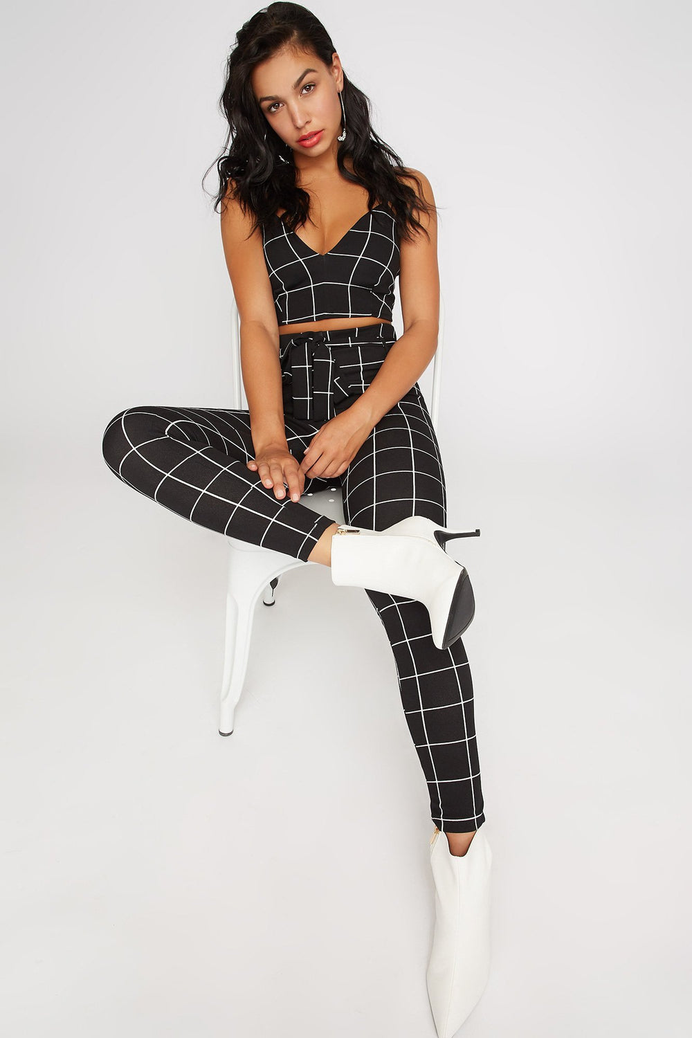 Women High-Rise Checkered Self-Tie Skinny Pant Black