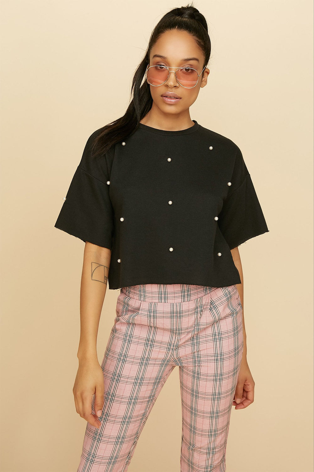 Women Pearl Cropped Popover Sweater Black