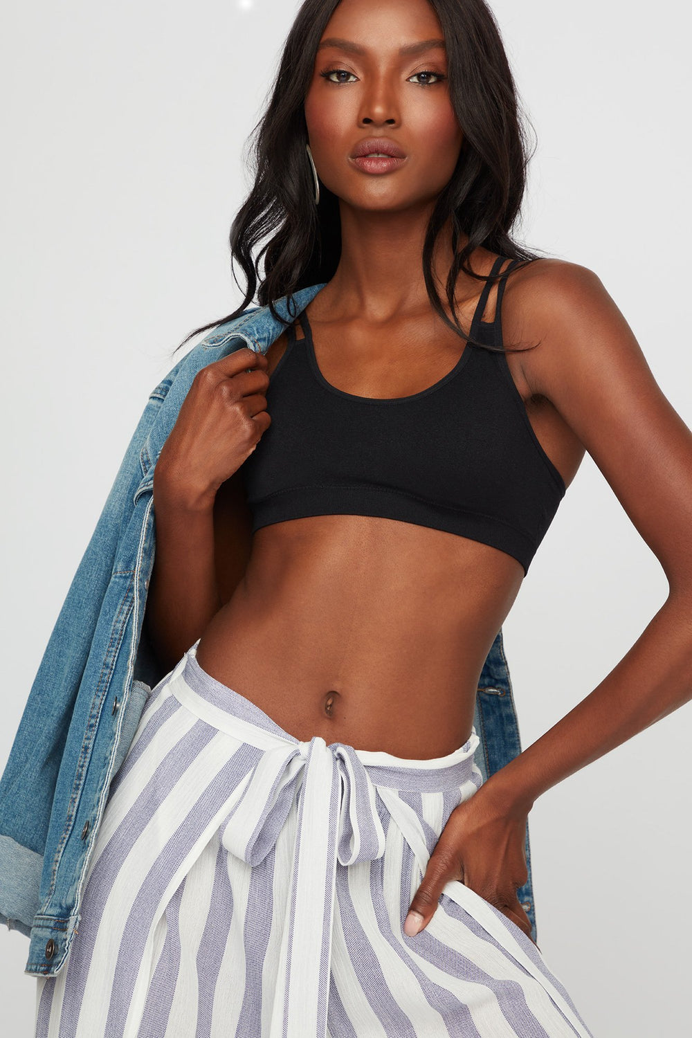 Women Seamless Crossback Bralette Black