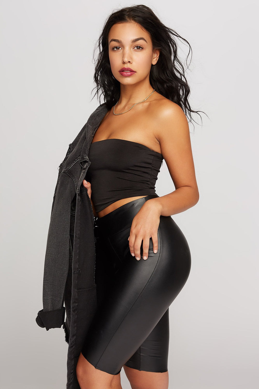 Women Seamless Tube Top Black