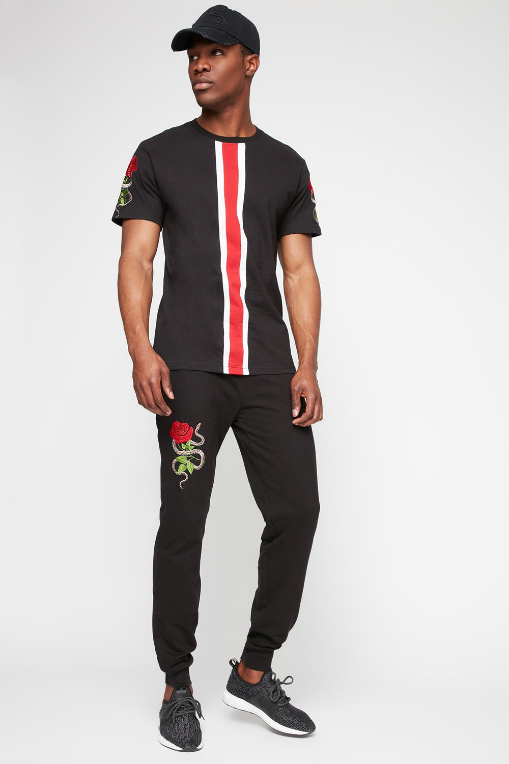 Men Embroidered Snake & Rose Fleece Drawstring Jogger Black