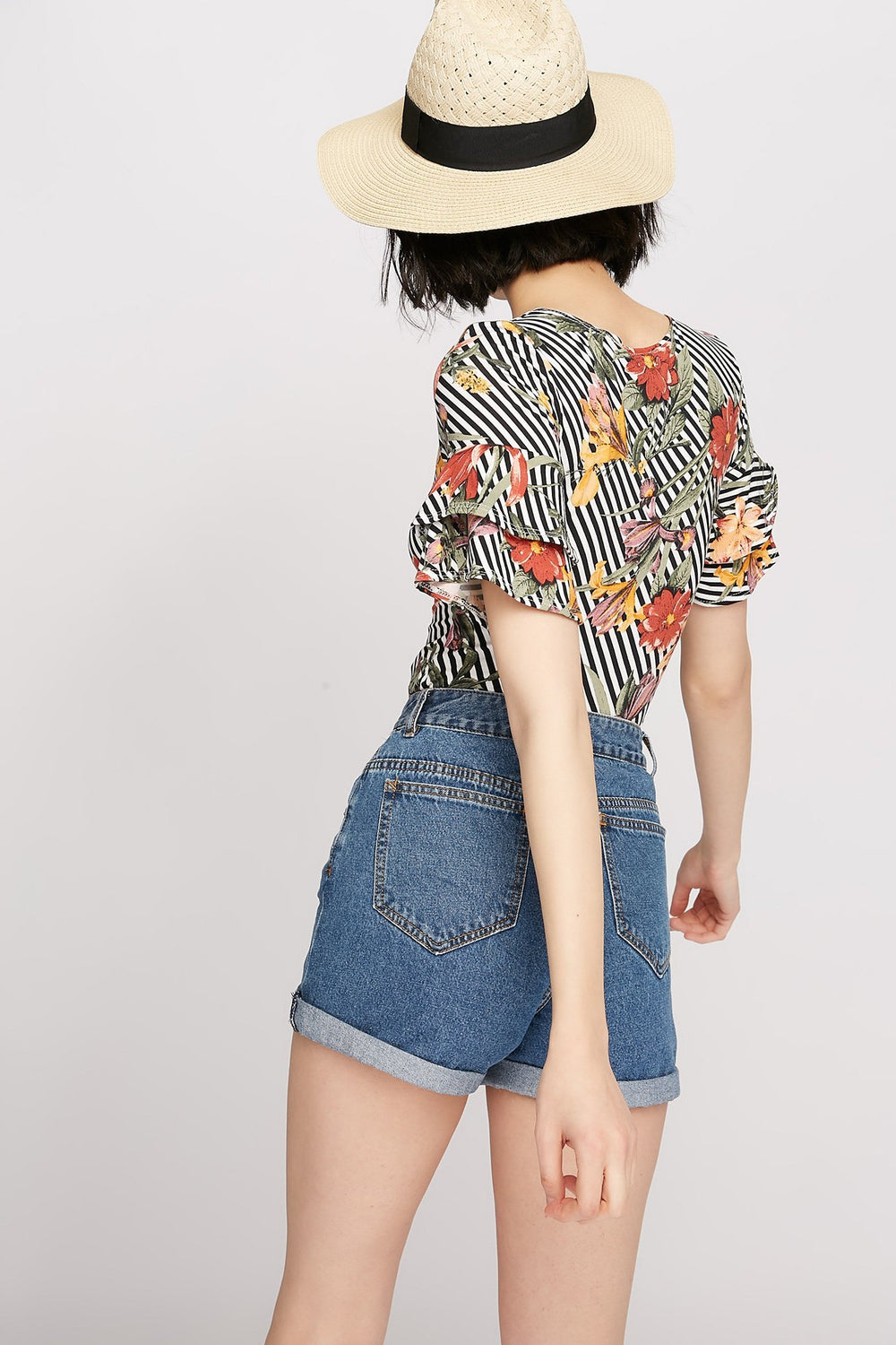 Women Floral Printed Bell Sleeve T-Shirt Black