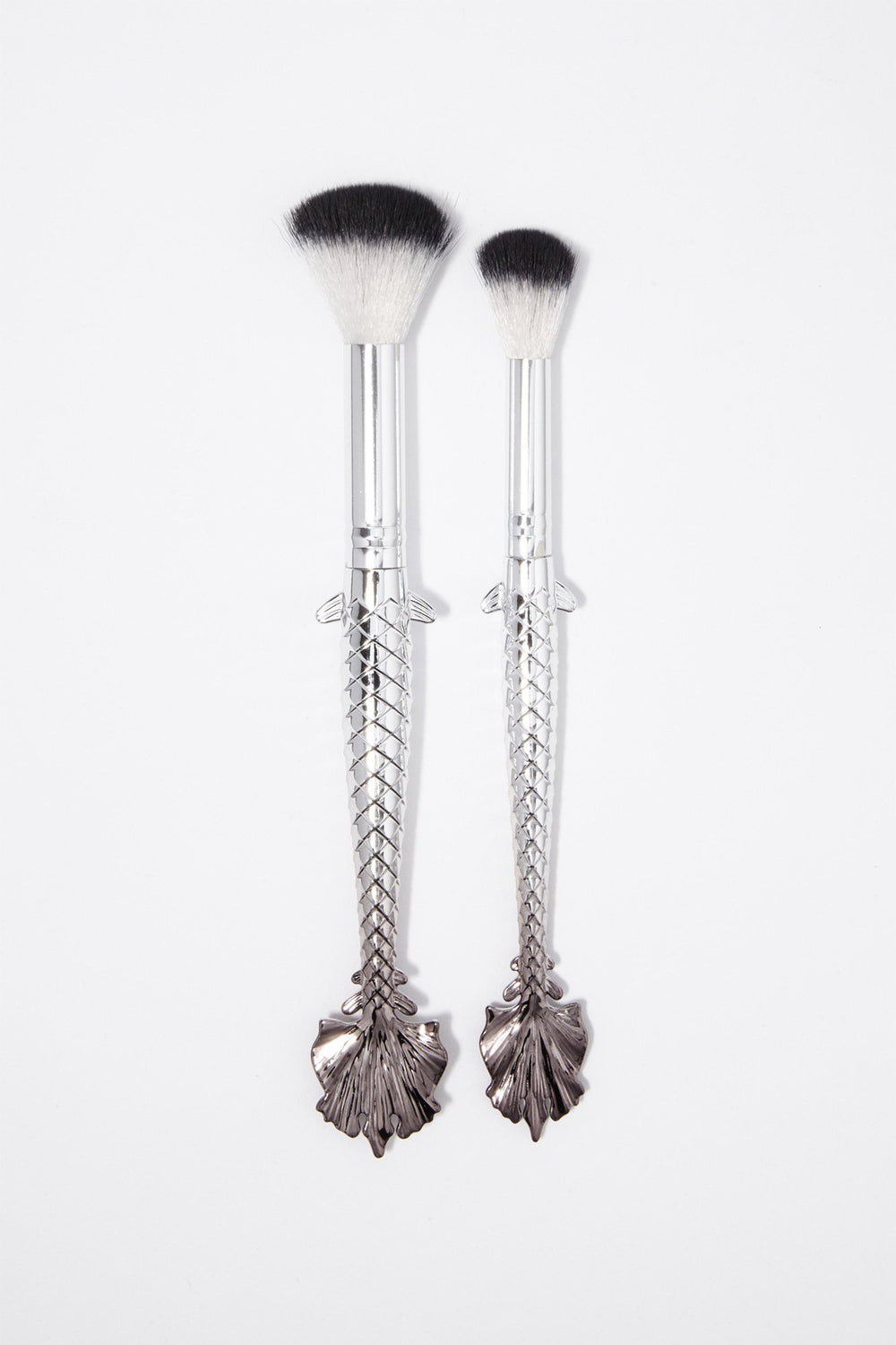 Women Metallic Holographic Mermaid Makeup Brush Set (2 PC) Black