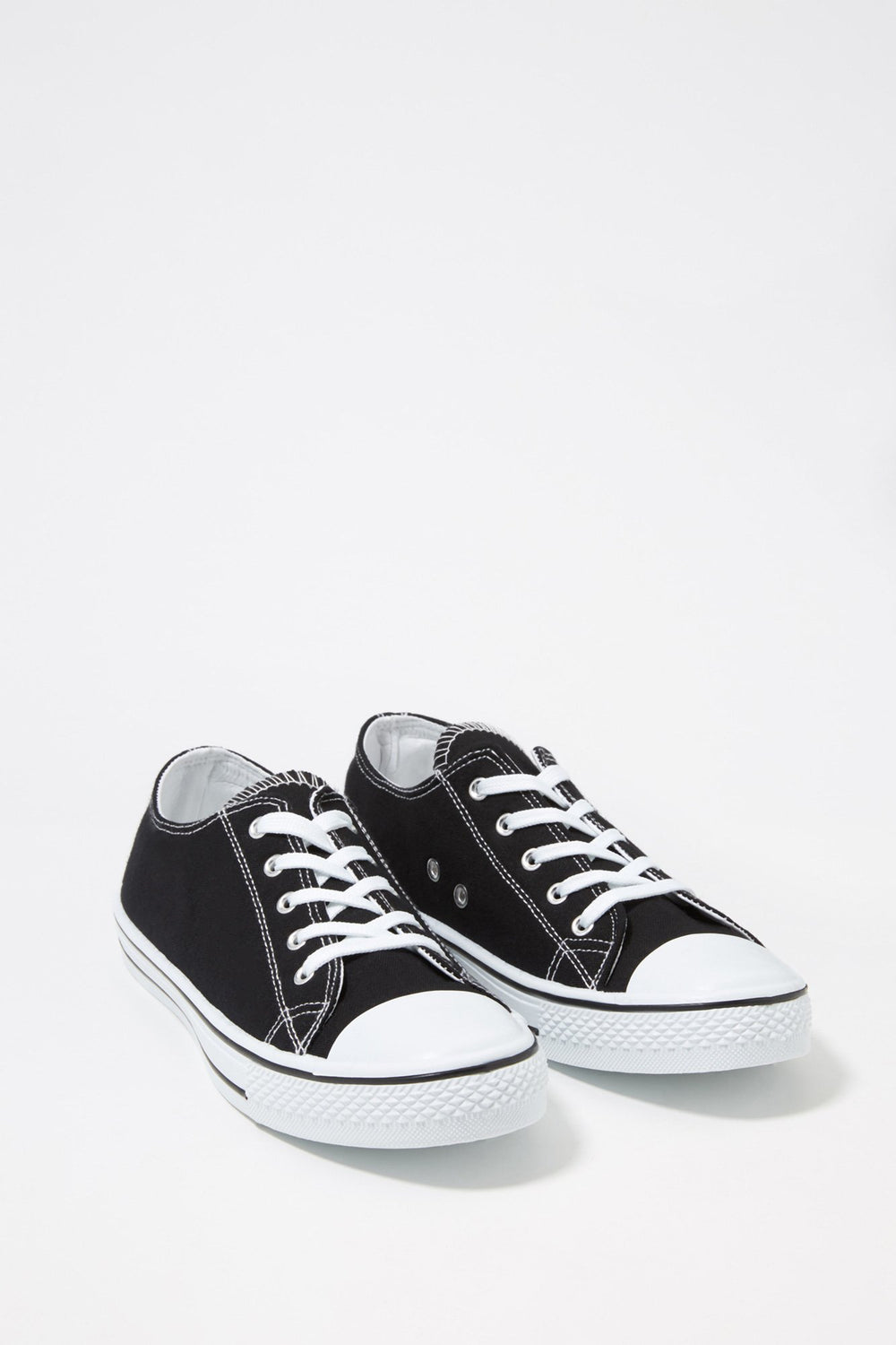 Women Original Canvas Lace-Up Sneaker Black
