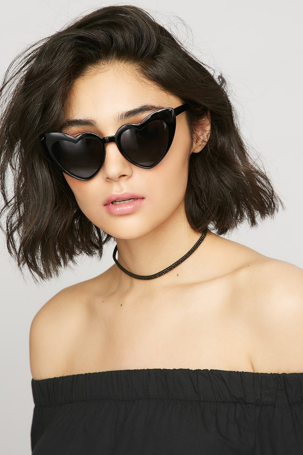 women Oversized Heart Sunglasses Black