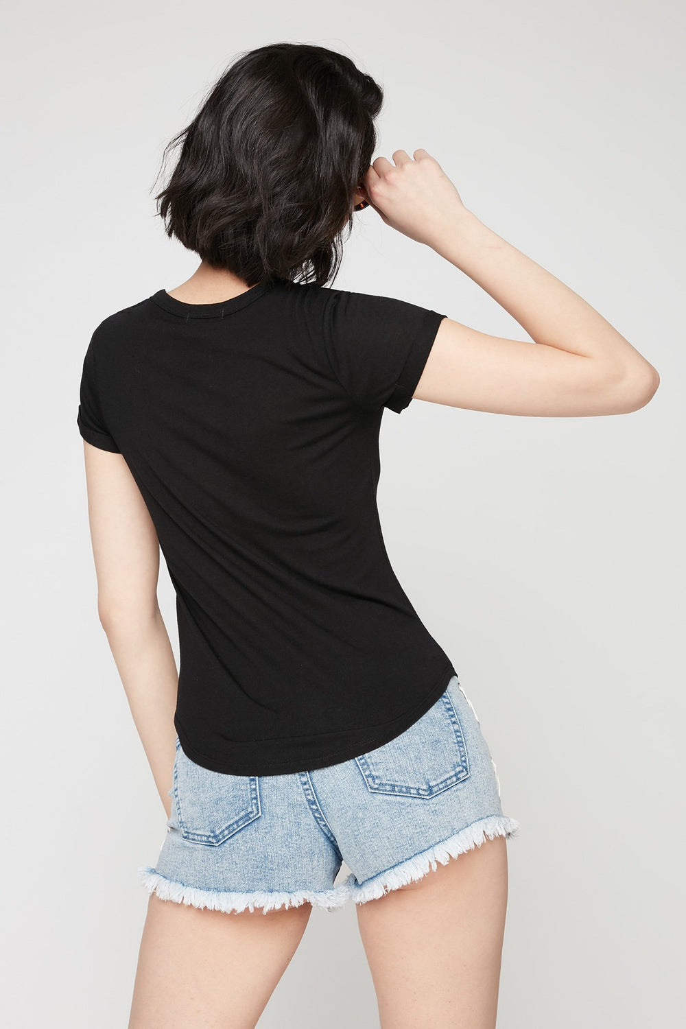 Women Queen Camo Box Logo Graphic T-Shirt Black