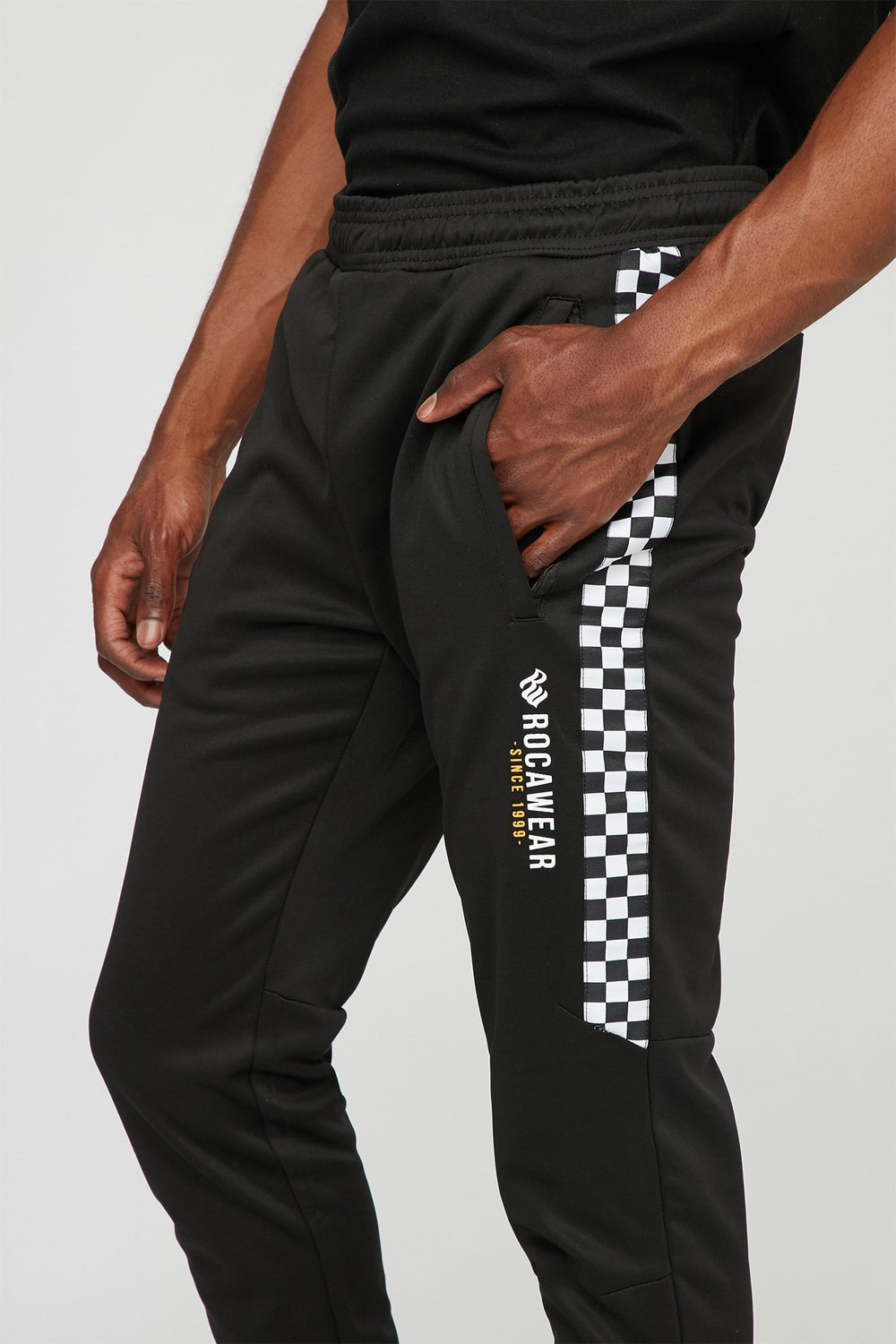Men Rocawear Checkered Track Pant Black