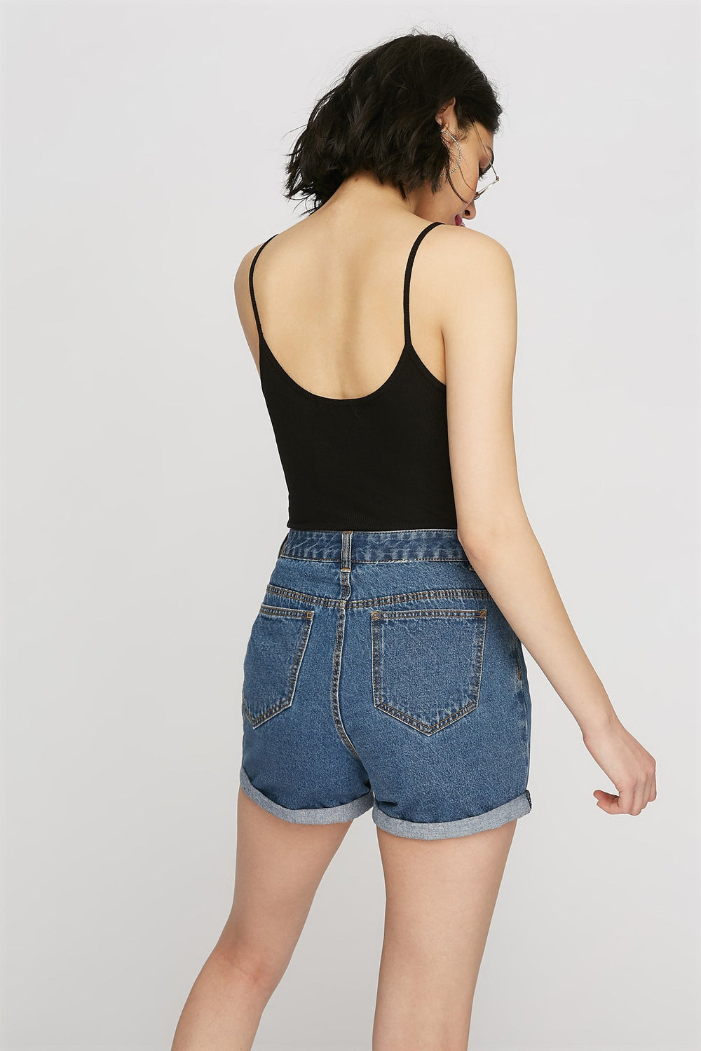women Scoop Neck Basic Camisole Black