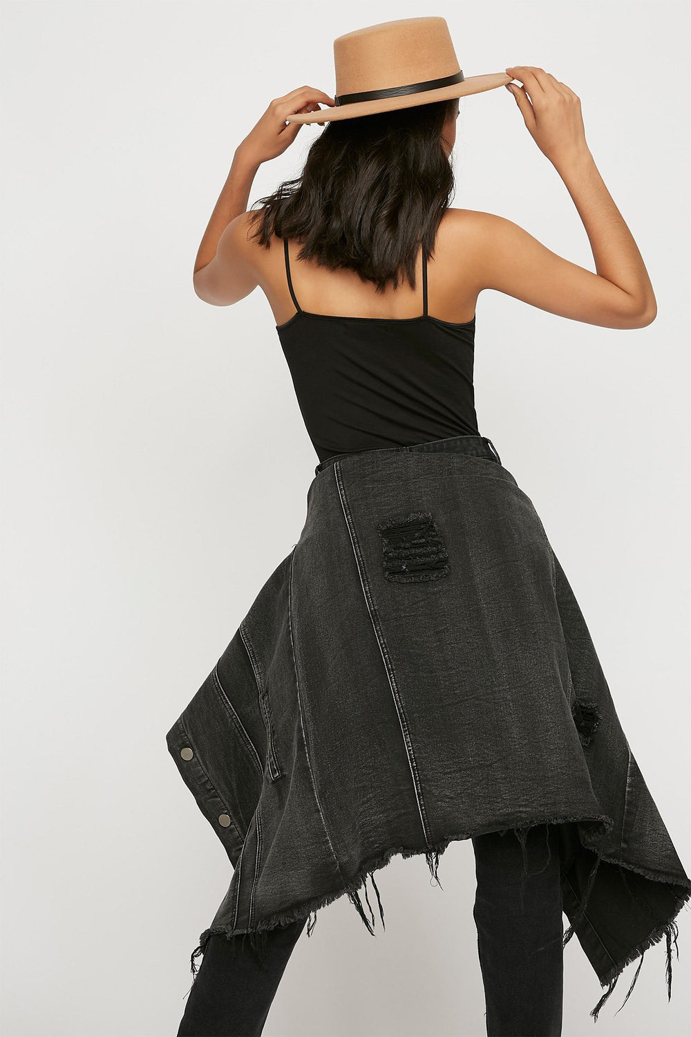 Women Scoop Neck Longline Basic Camisole Black