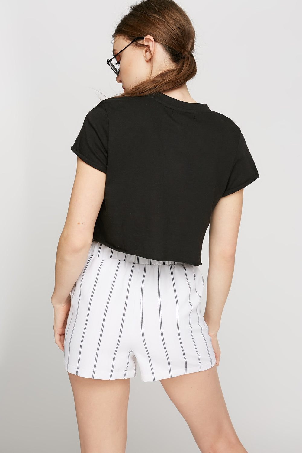 Women Snoopy Cropped Graphic T-Shirt Black