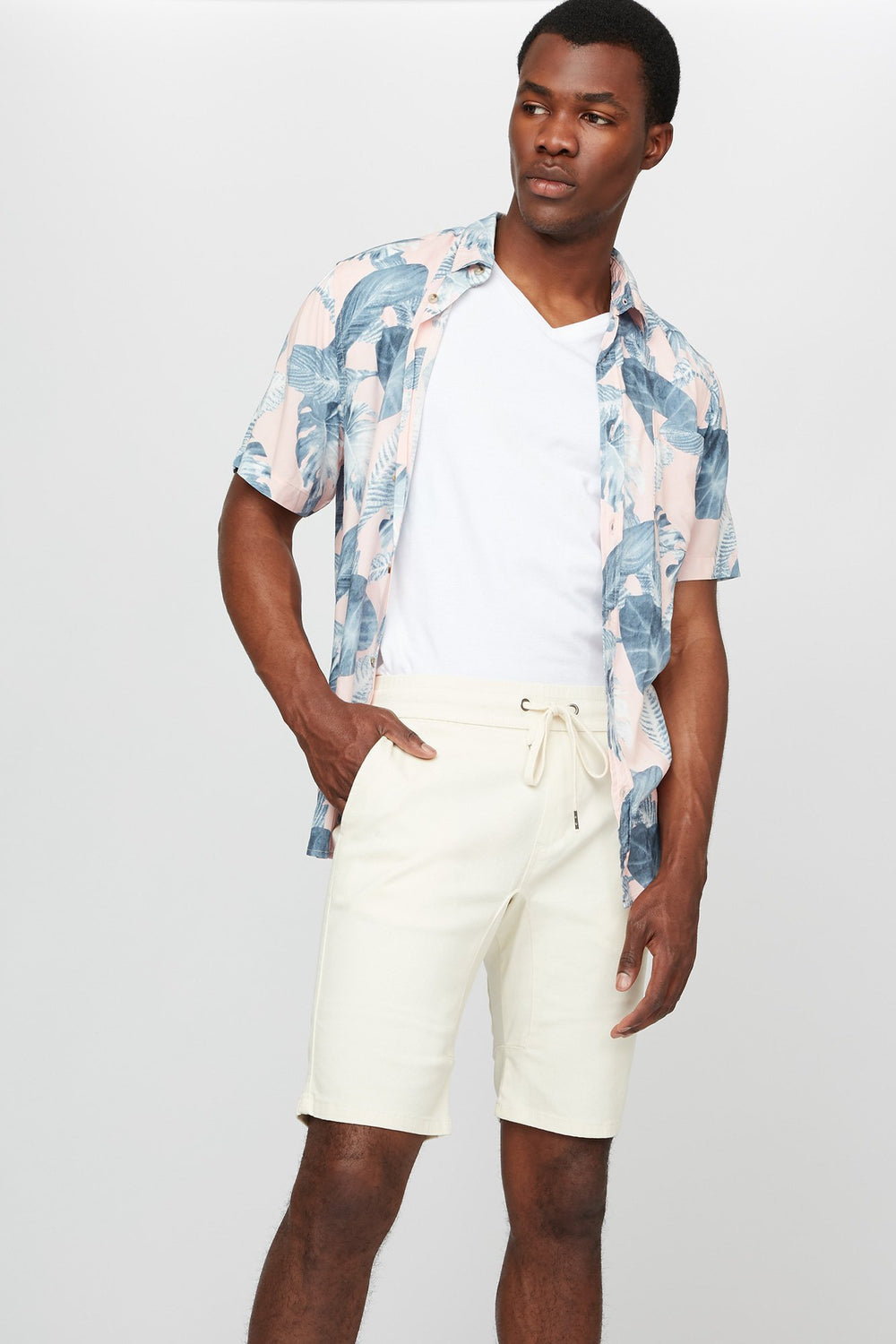 Men Short de jogging mince en toile à taille coulissante Blanc cassé