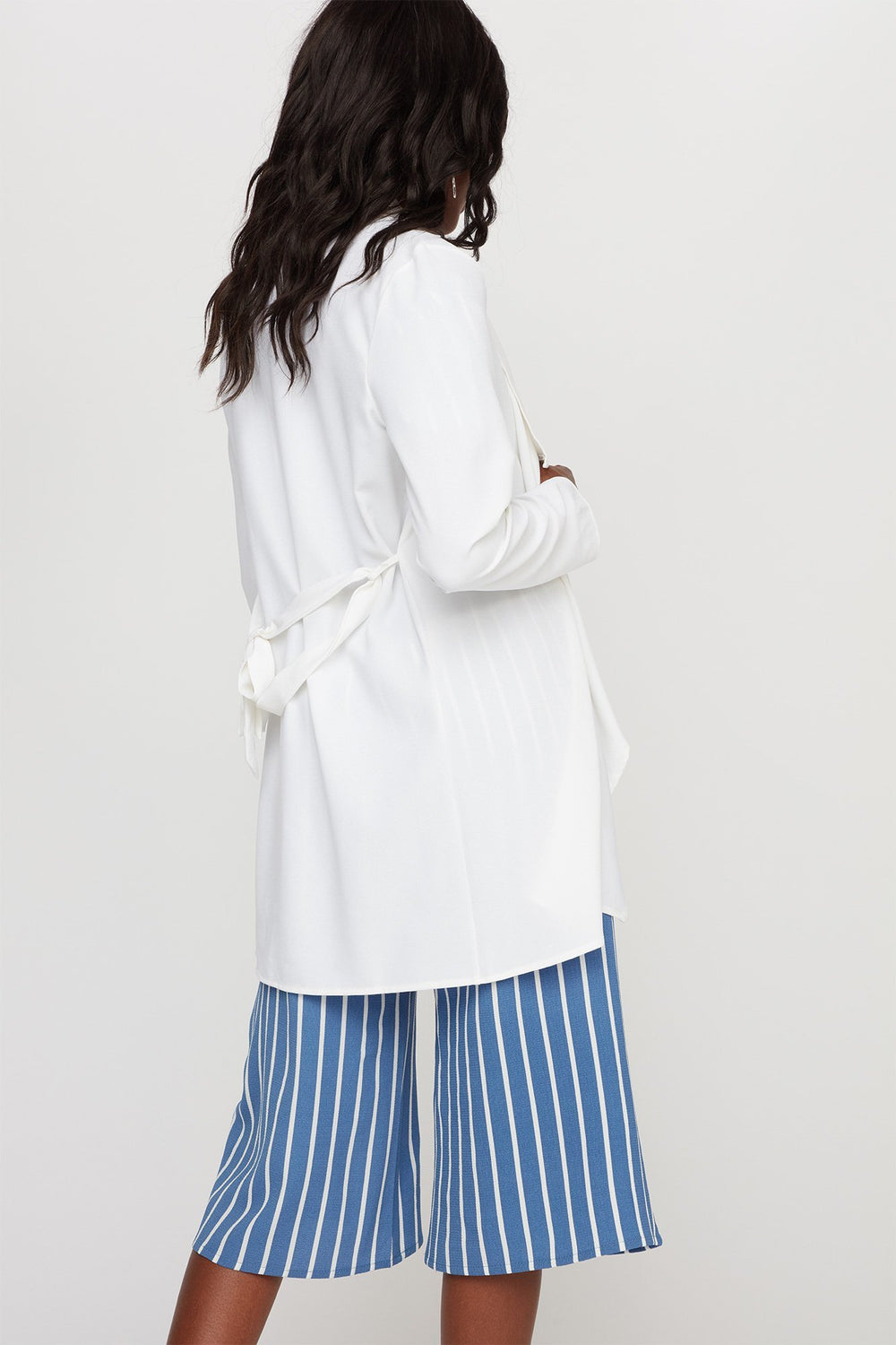Women Blazer asymétrique ouvert avec ceinture Blanc