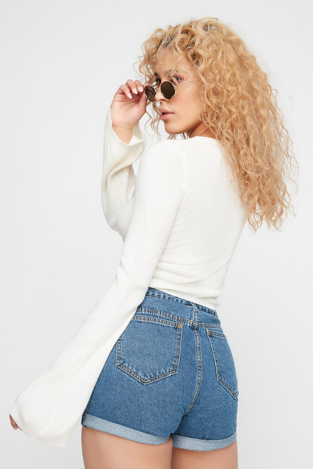 Women Chandail court en tricot avec attache et encolure en V Blanc