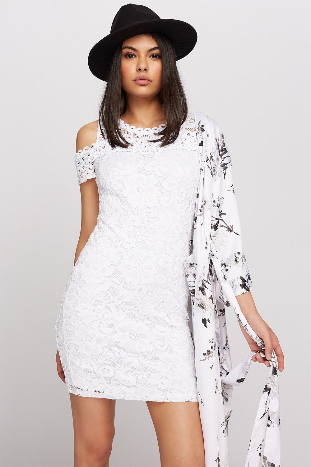 Women Robe moulante en dentelle fleurie à épaules dénudées Blanc