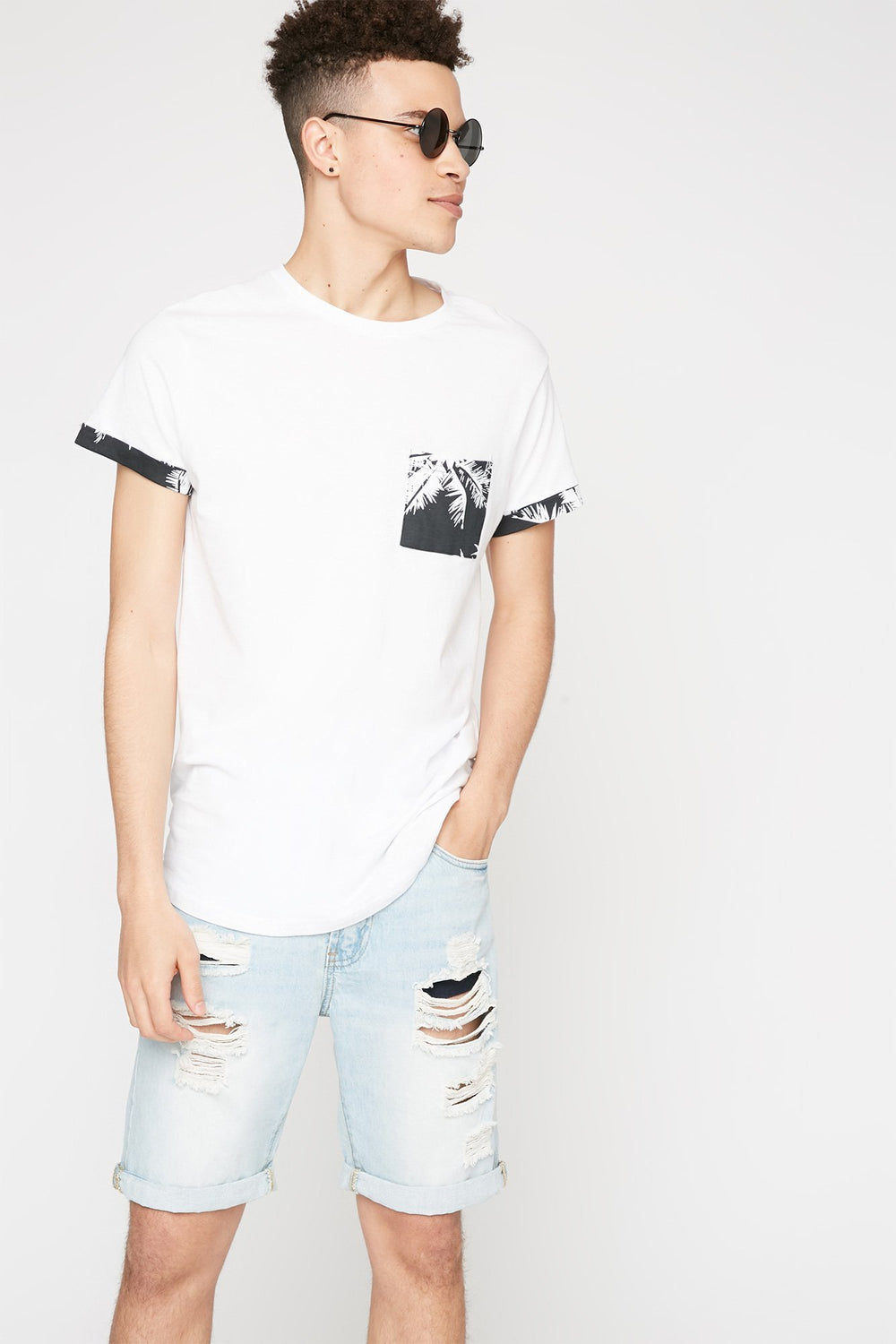 Men T-shirt avec poche à motif de palmiers Blanc