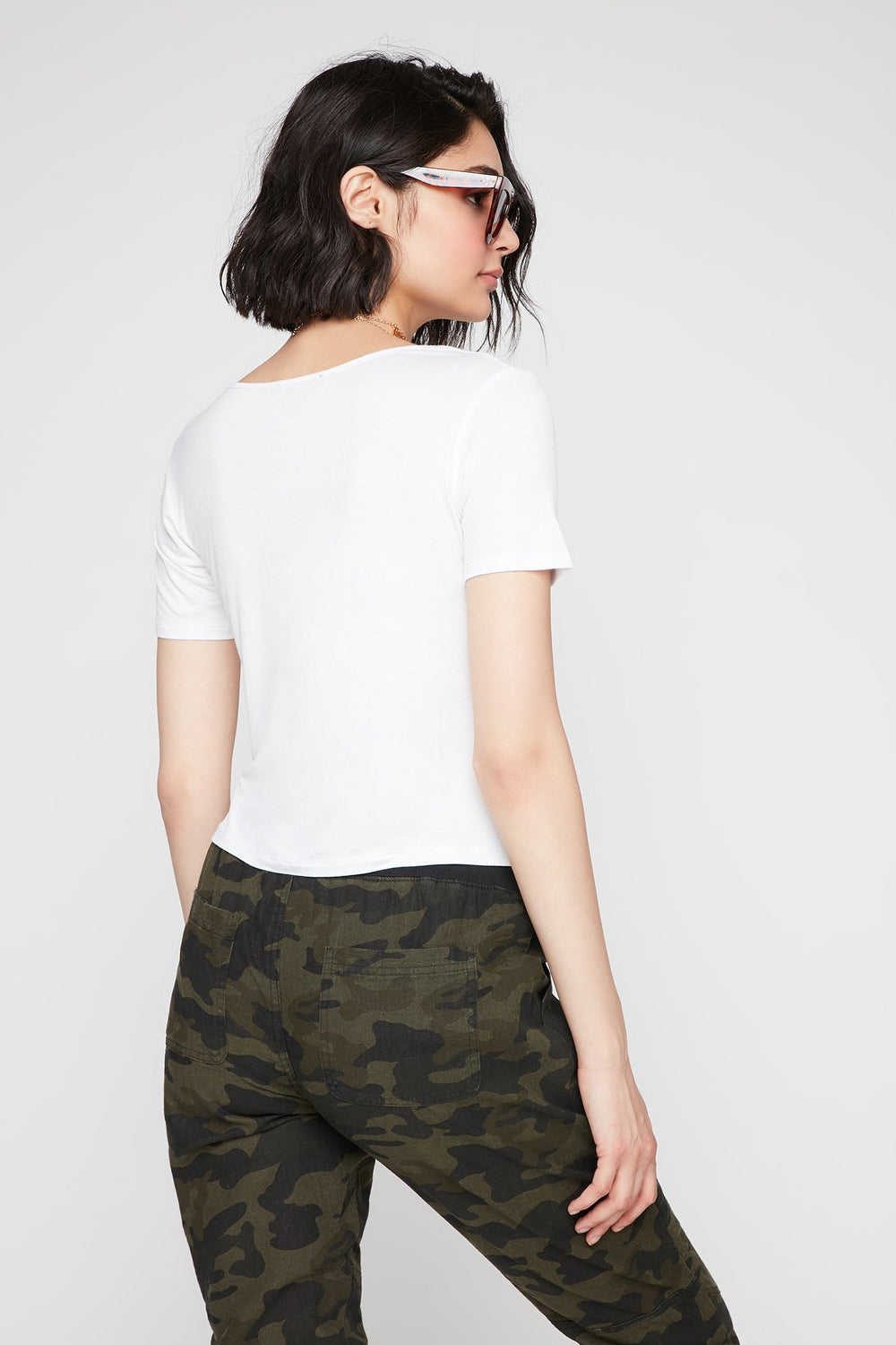 Women T-shirt léger à motif de cage à l'encolure Blanc