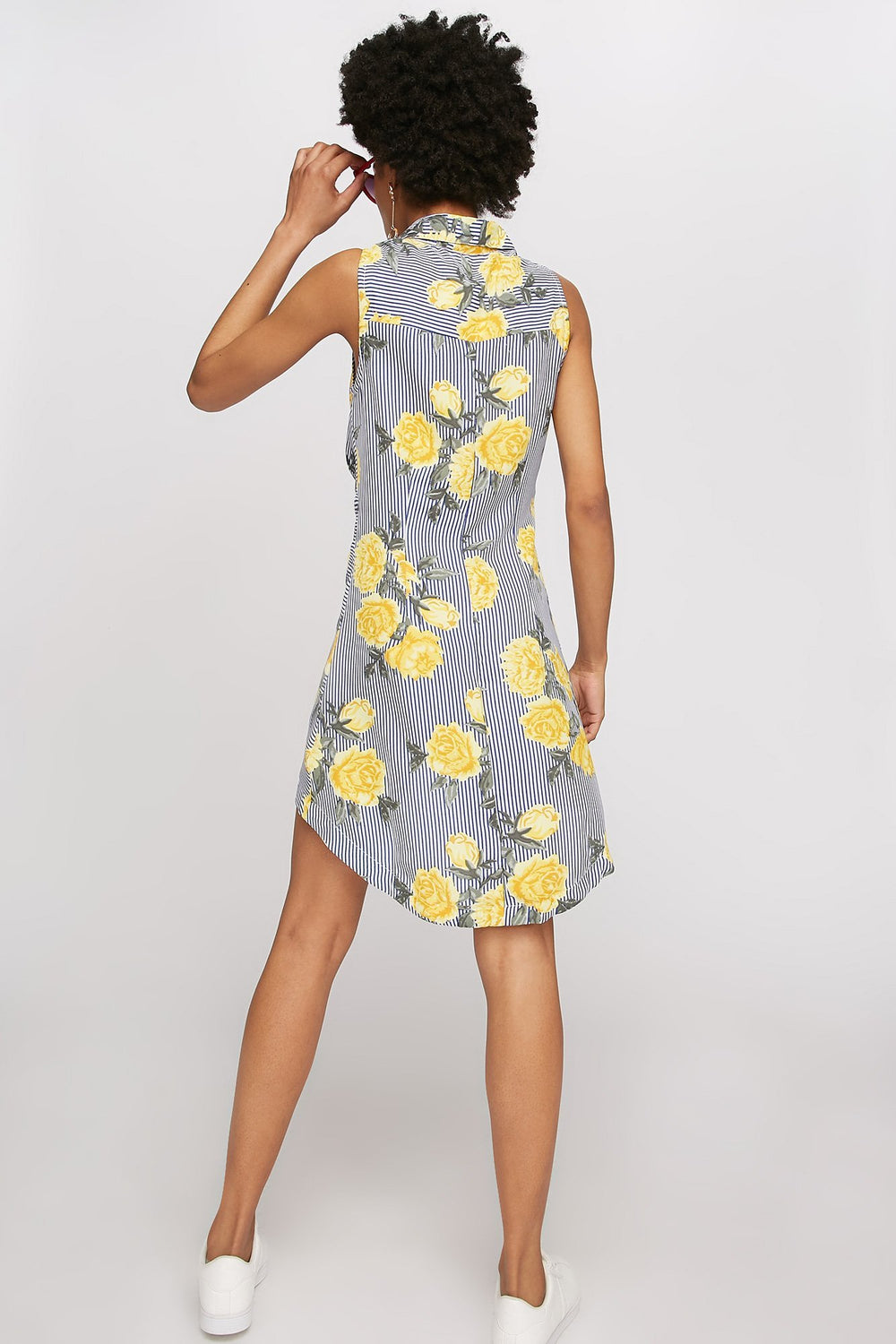 Women Robe boutonnée rayée avec attache Bleu pâle