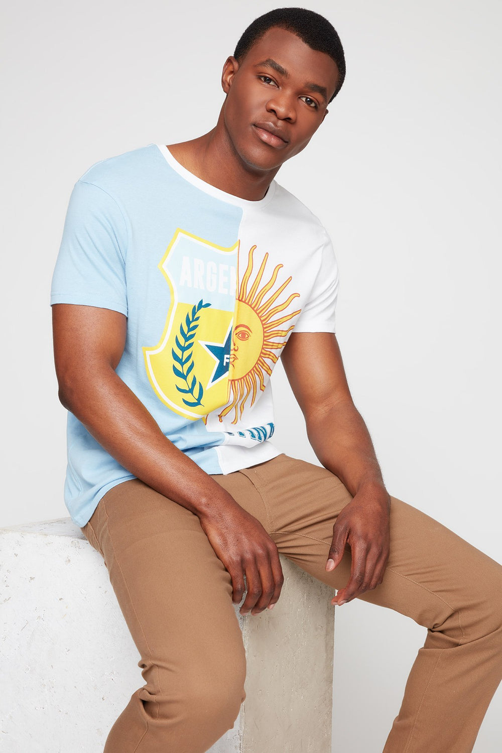 Men T-shirt à imprimé World Cup Argentina avec encolure dégagée Bleu pâle