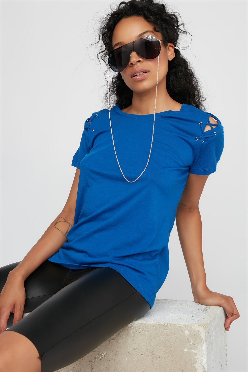 Women T-shirt à épaules dénudées Bleu roi
