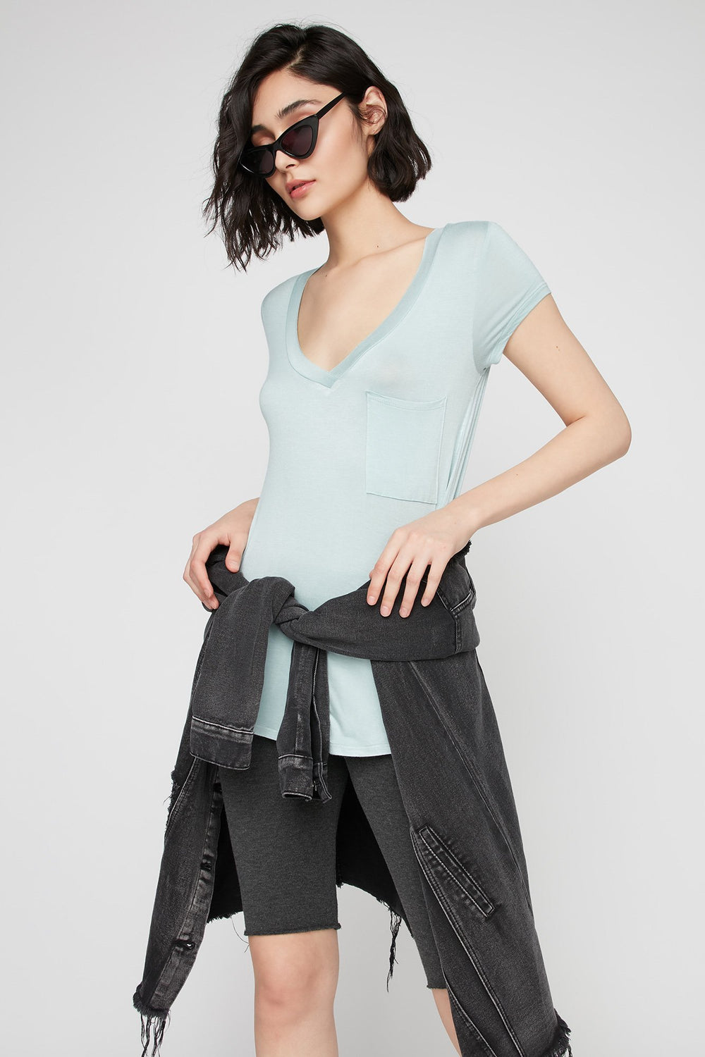 Women Pocket V-Neck T-Shirt Blue