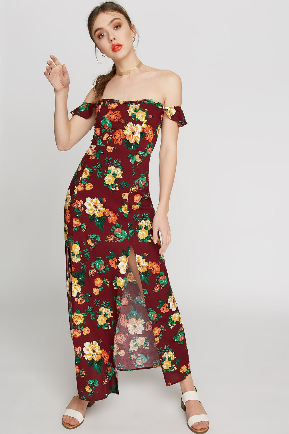 Women Robe maxi volantée fleurie avec fentes et épaules dénudées Bourgogne