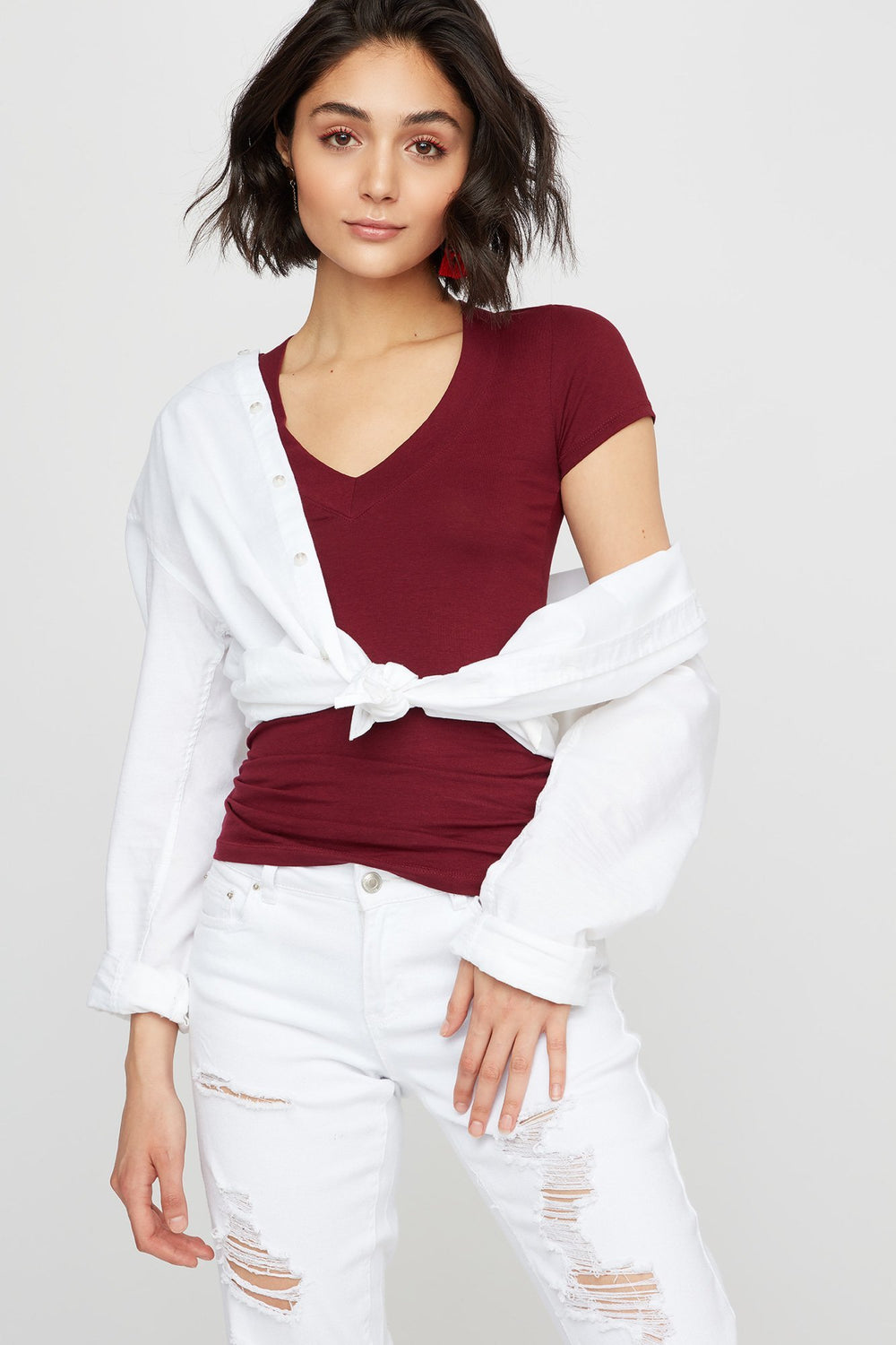 Women T-shirt de bas à encolure en V Bourgogne