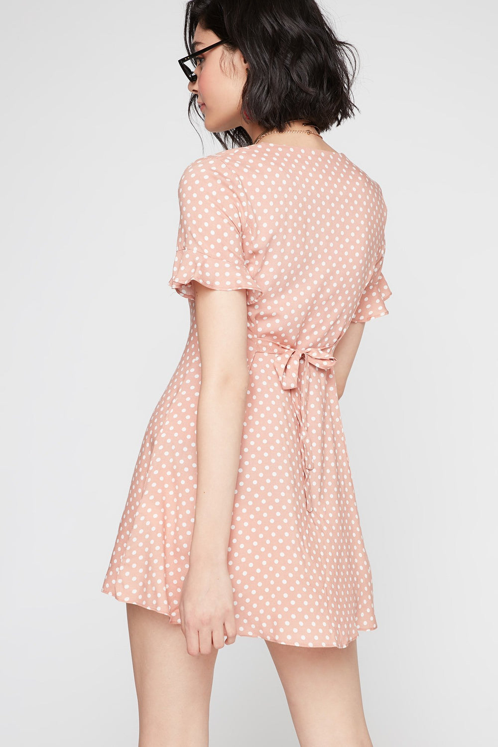 Women Robe boutonnée à pois avec manches évasées volantées et ceinture Brun