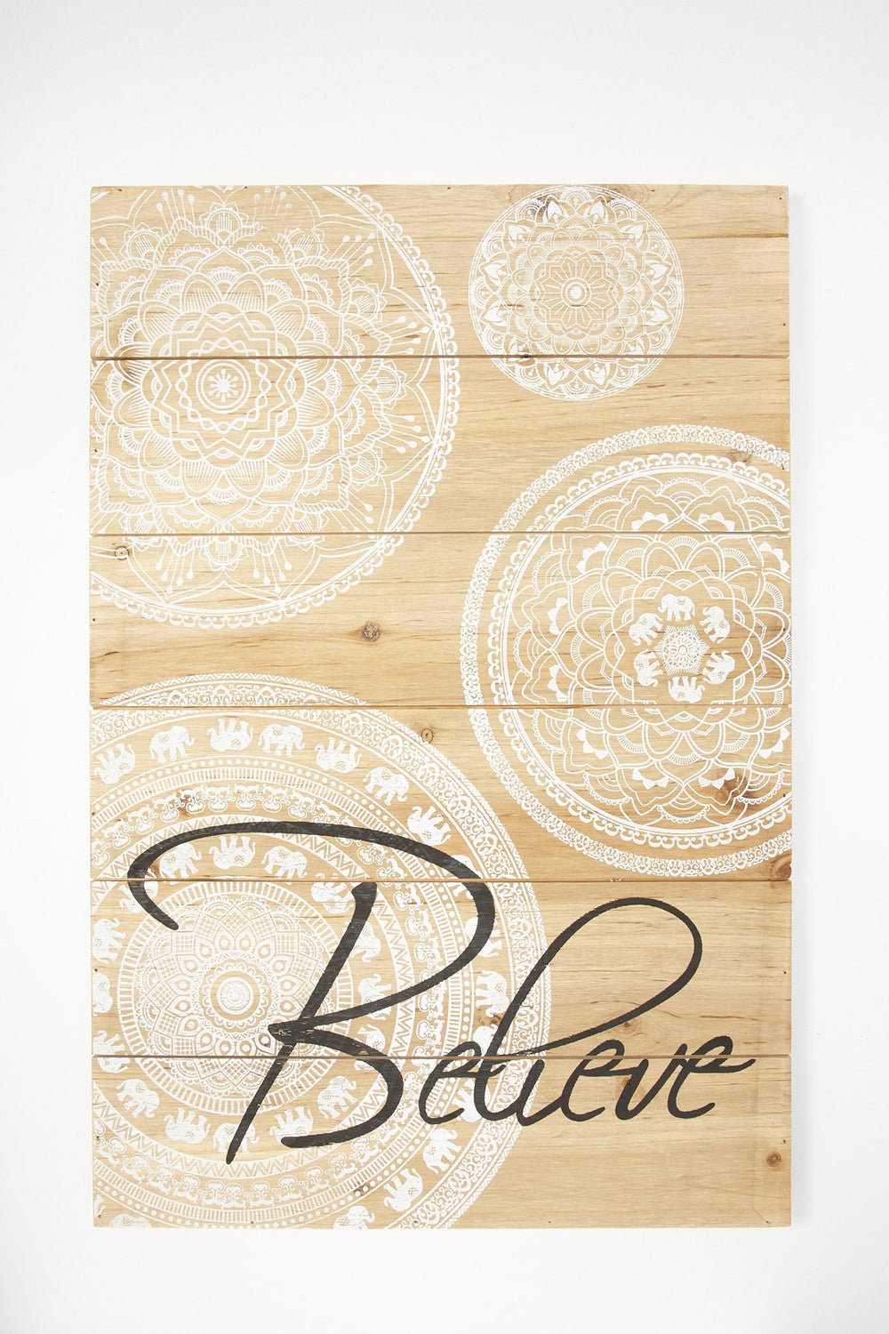 Women Art mural Believe en bois Brun