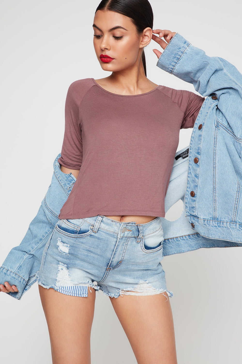Women T-shirt croisé au dos à encolure arrondie Brun