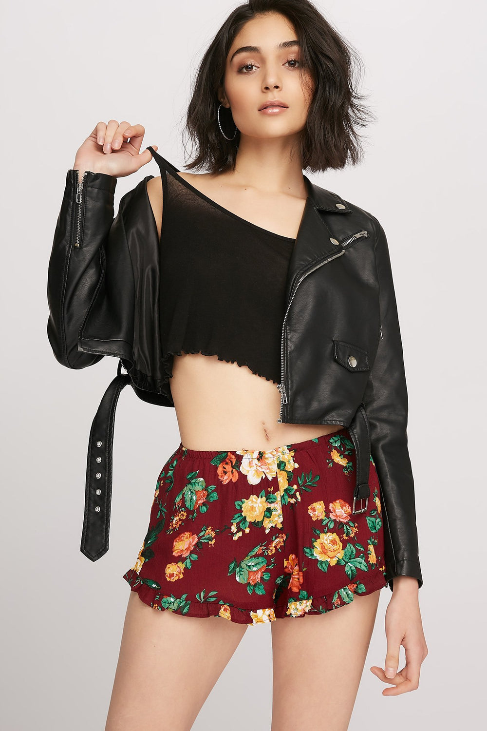Women Ruffle Floral Lightweight Pull-On Short Burgundy