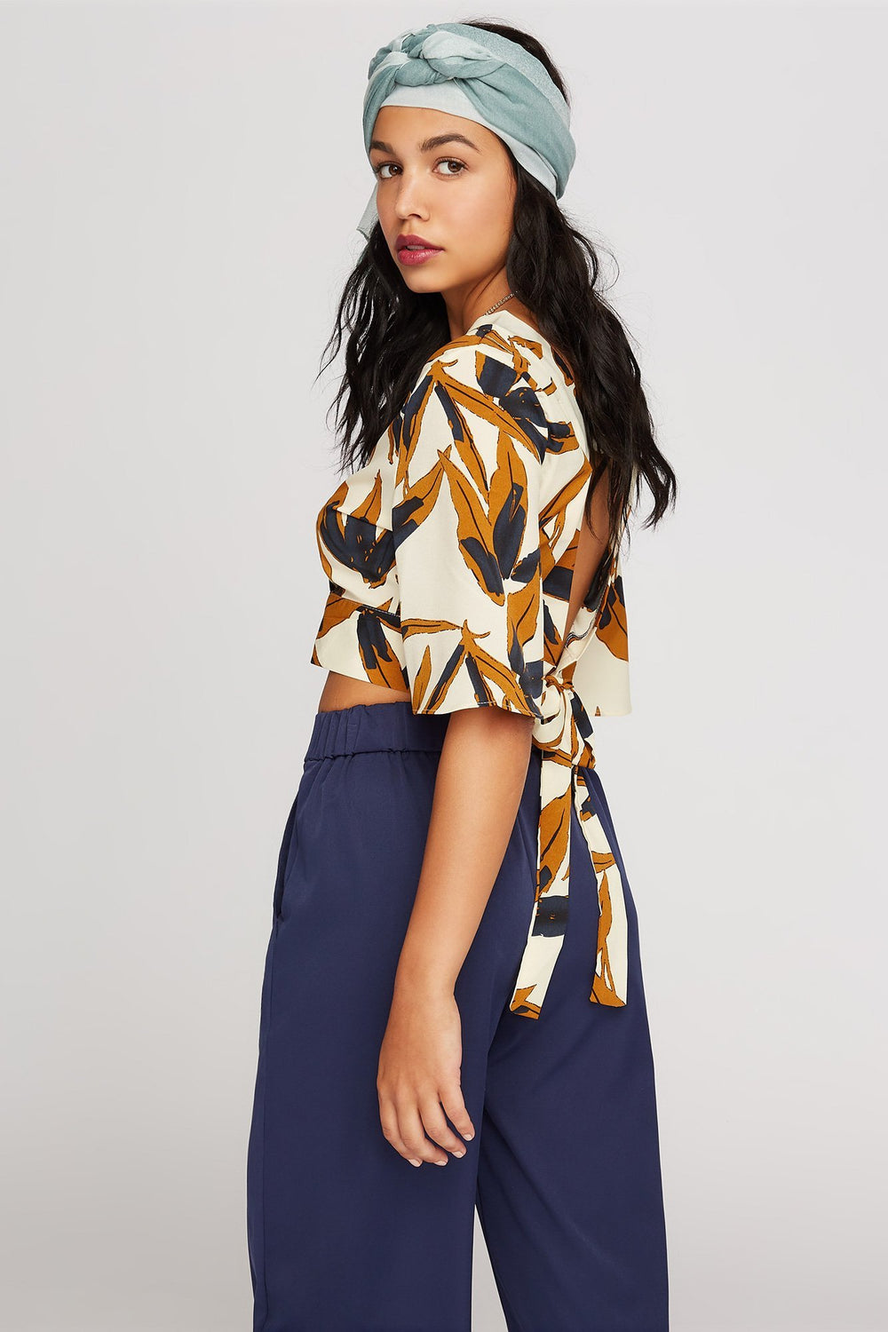 Women Printed V-Neck Back-Tie Bell Sleeve Blouse Cream