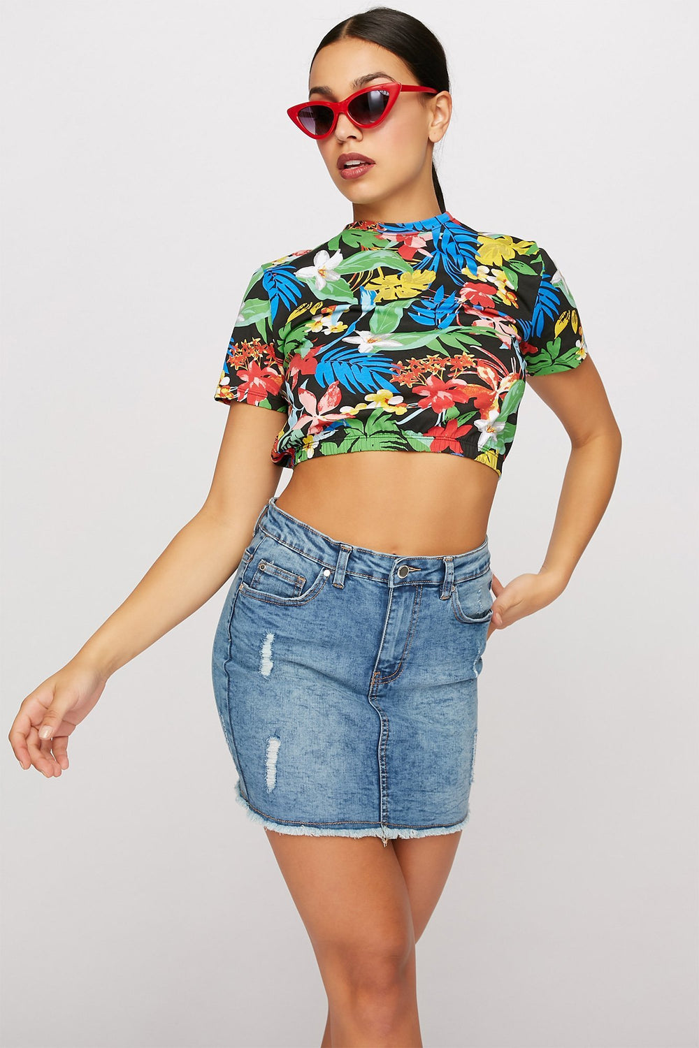 Women High-Rise Frayed Hem Distressed Mini Denim Skirt Dark Blue