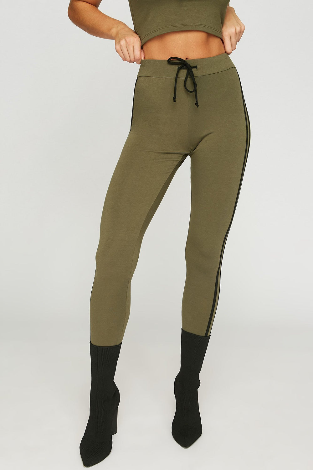 Women Ribbed Varsity Striped Drawstring Pant Dark Green