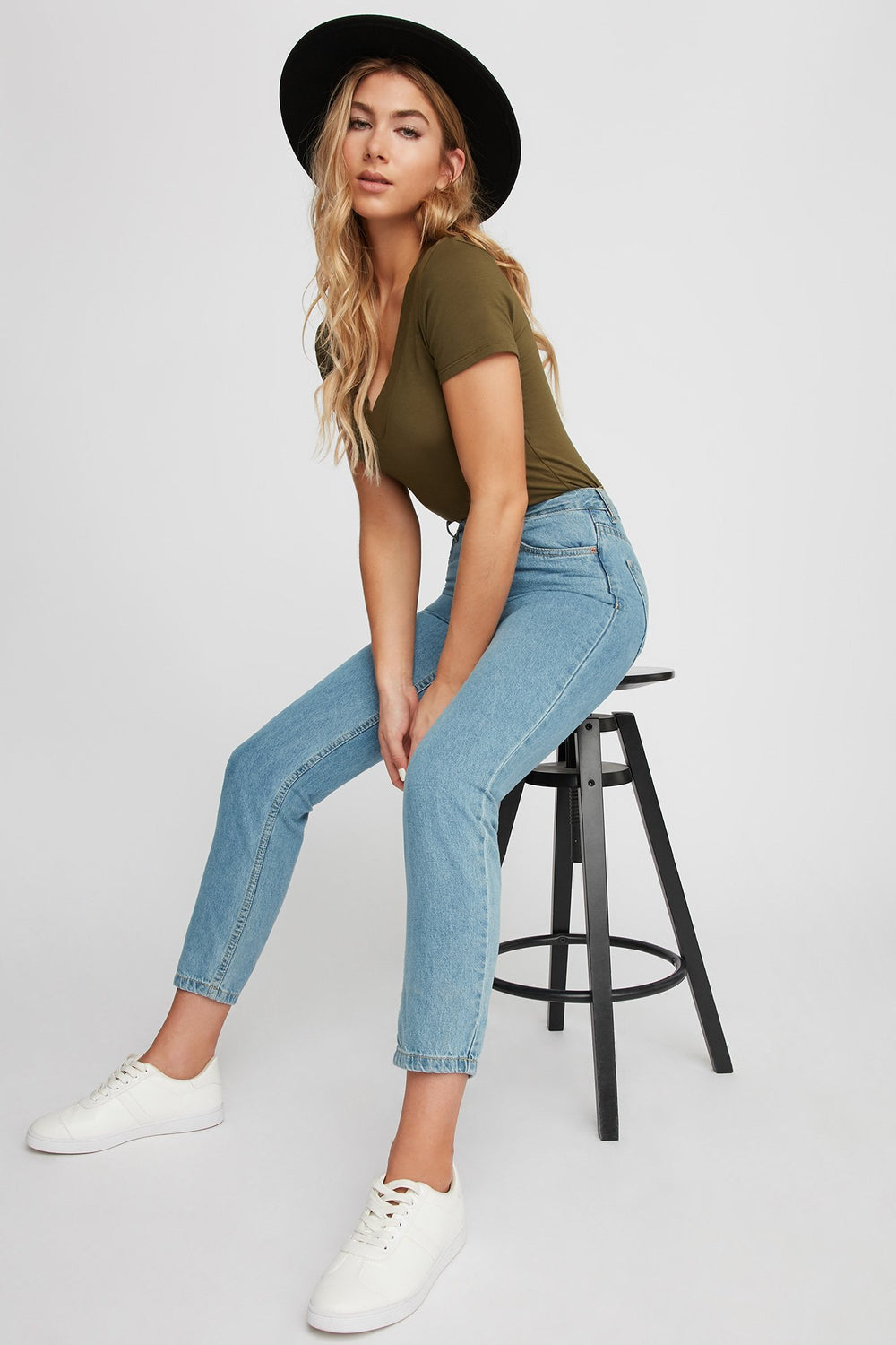 Women V-Neck Basic Soft T-Shirt Dark Green