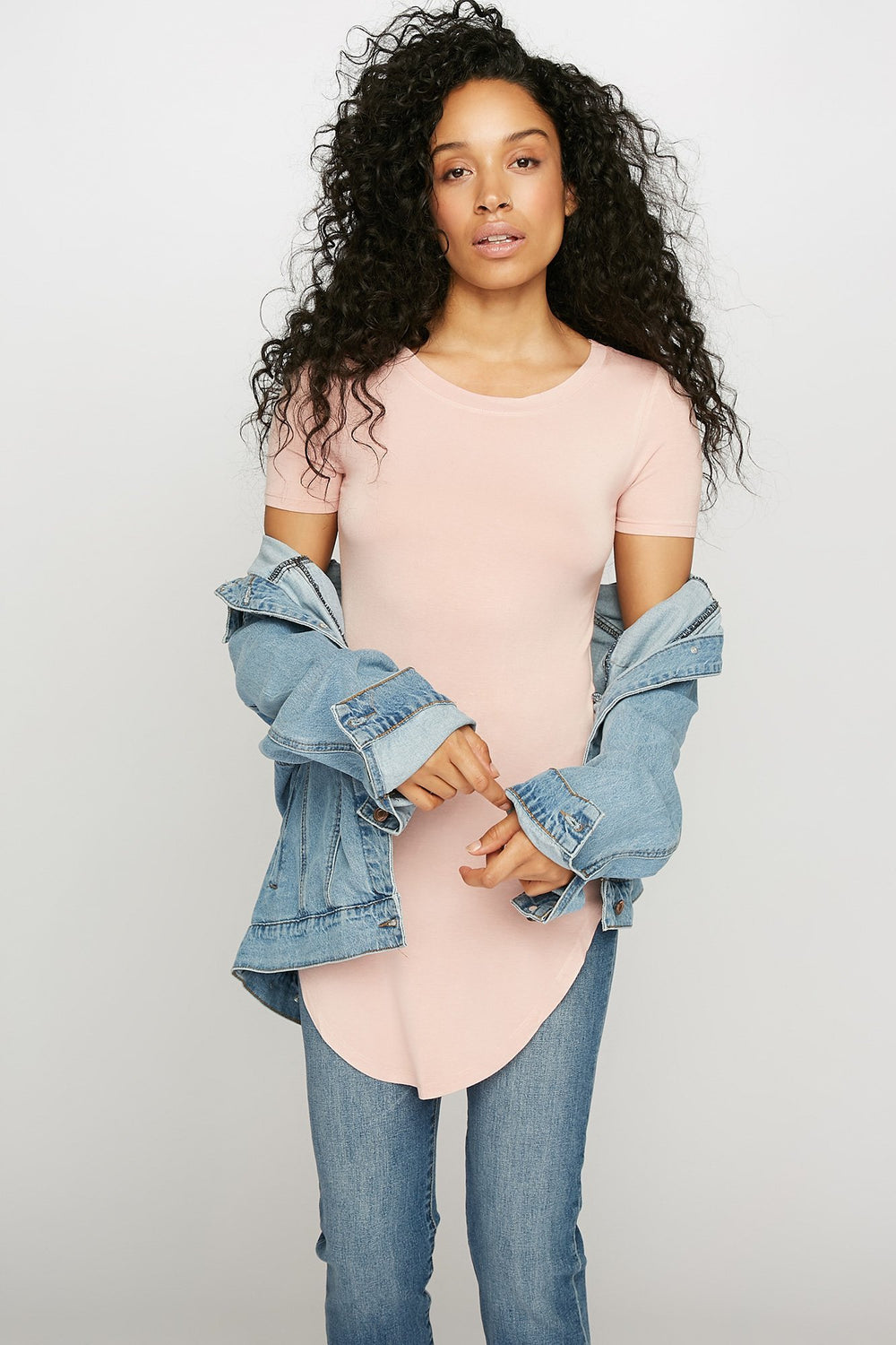 Women Scoop Neck Longline Dolphin Hem T-Shirt Dusty Rose