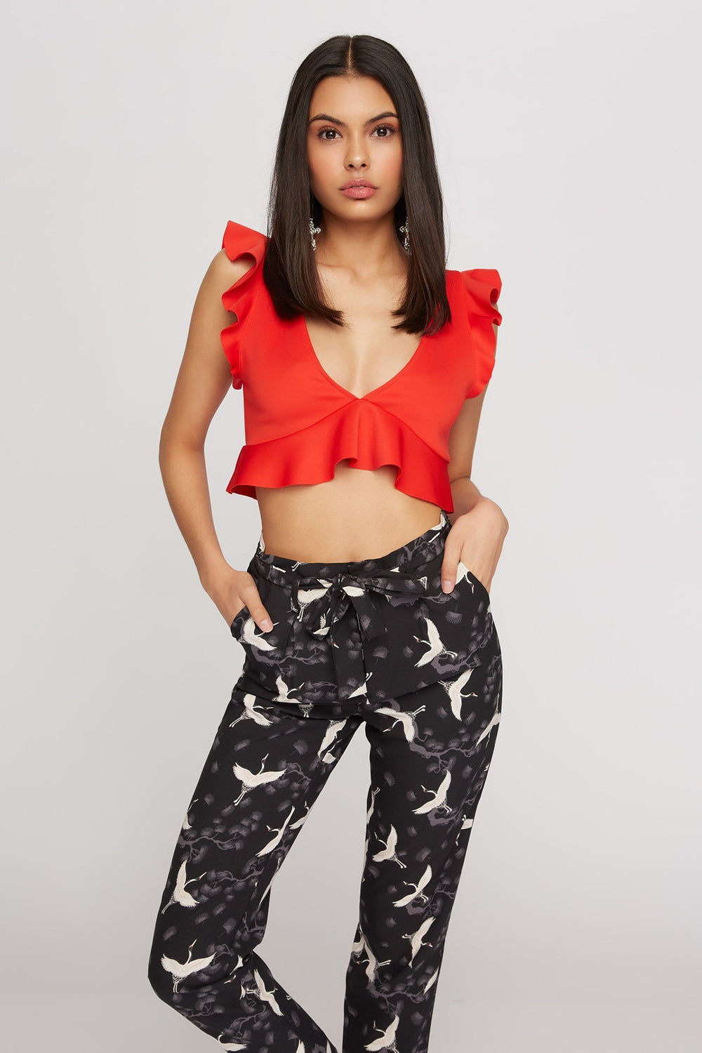 Women Blouse courte de style plongée volantée à encolure en V Écarlate