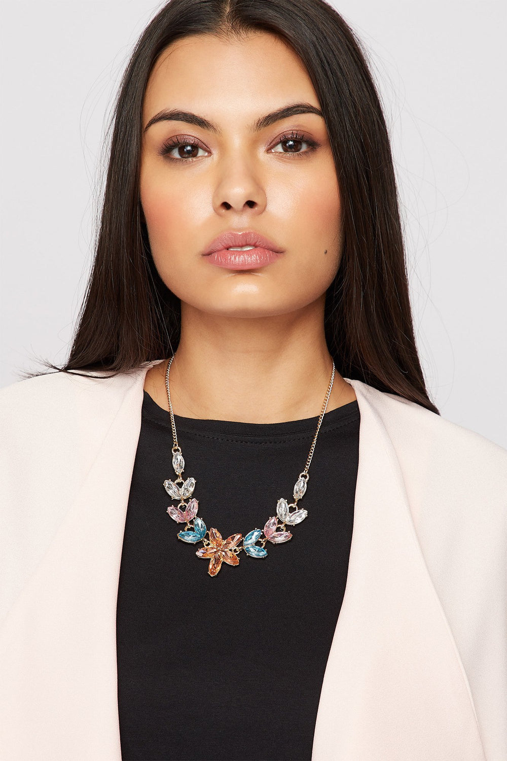 Women Collier avec fleur en pierres du Rhin Gold