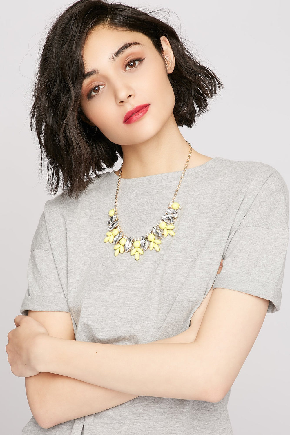 Women Gem & Crystal Chunky Statement Necklace Gold