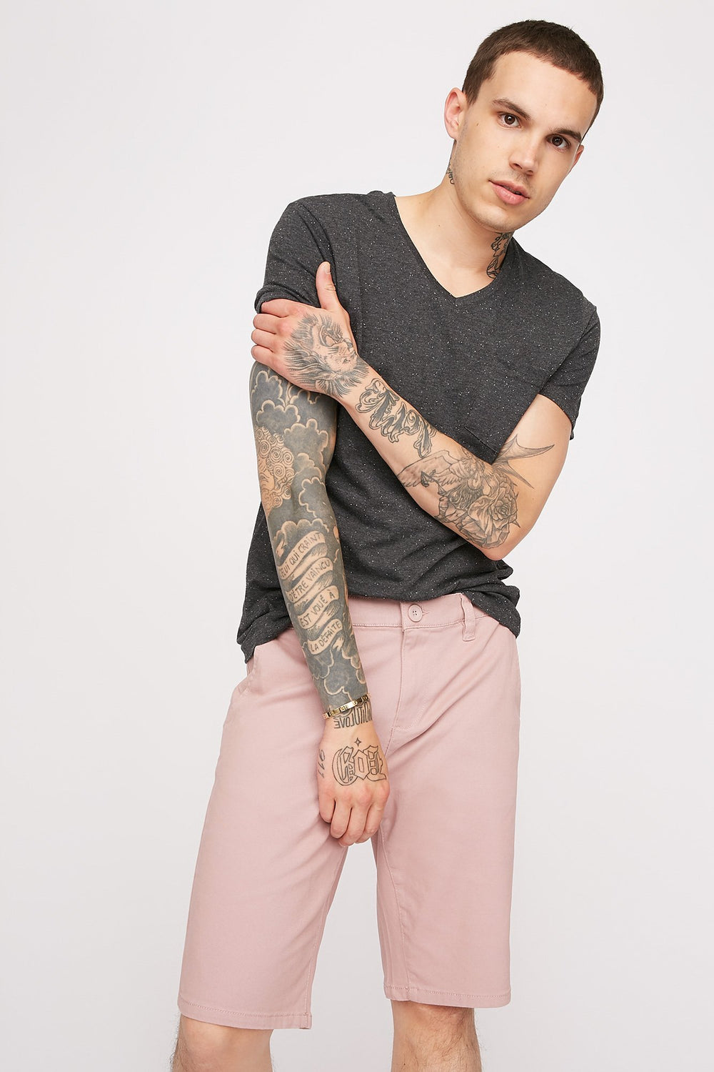 Men T-shirt teint par espacements avec poche et encolure en V Gris Noir