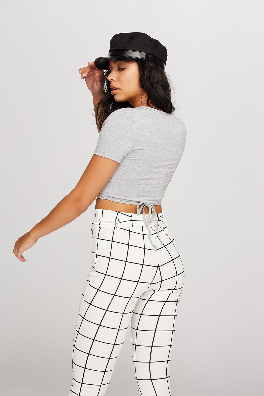 Women T-shirt cache-cur court avec attache au dos et encolure en V Gris