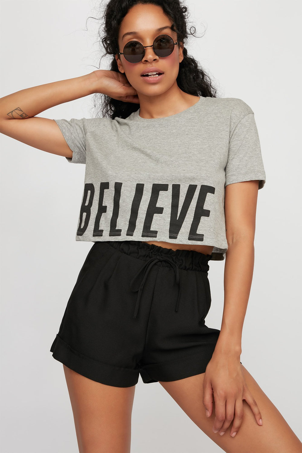 Women T-shirt court imprimé Gris