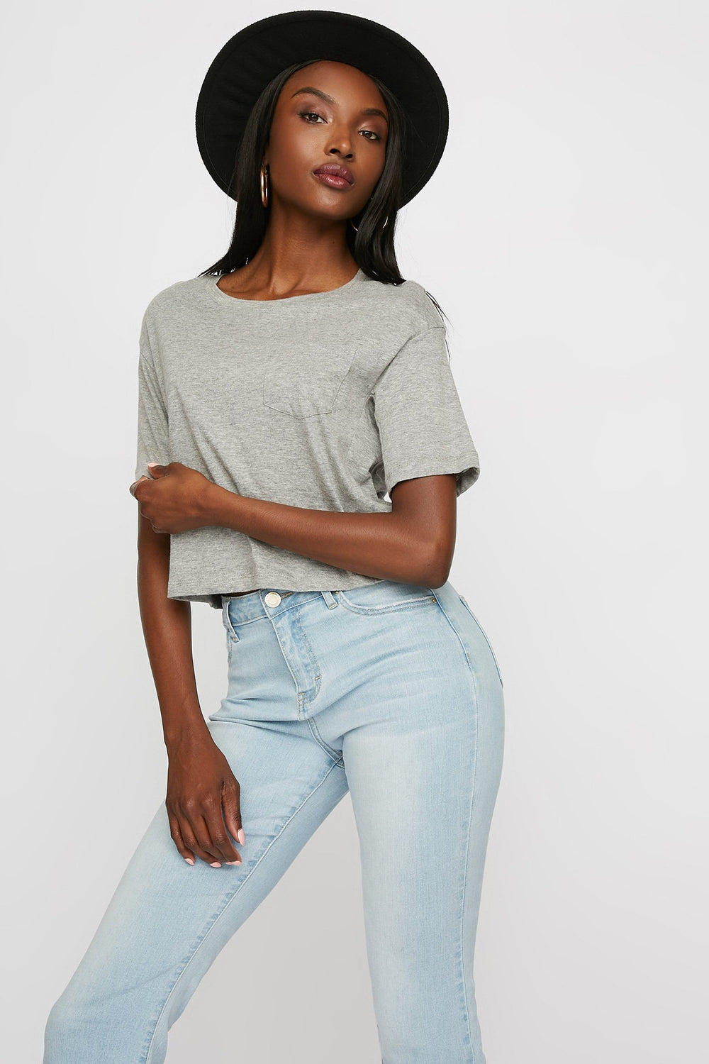 Women T-shirt de base court avec poche Gris
