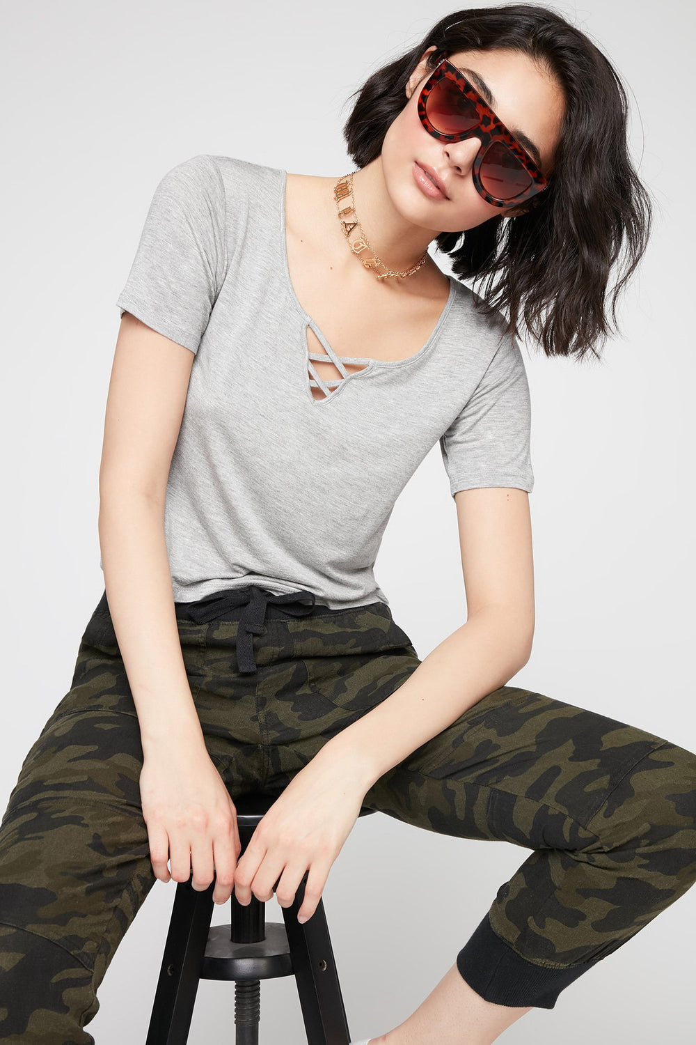 Women Lightweight Caged Neck T-Shirt Heather Grey