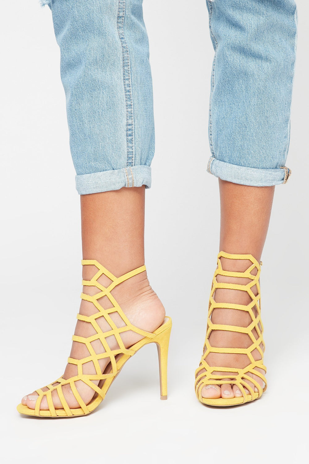 Women Escarpins à talons hauts avec motifs de cage géométriques en similisuède Jaune