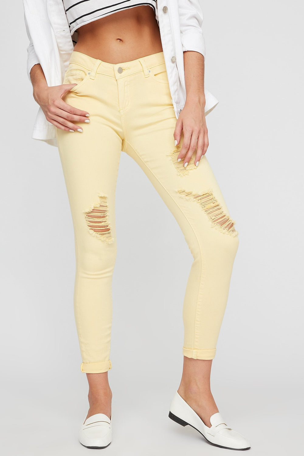 Women Jean étroit d'aspect usé coloré Jaune