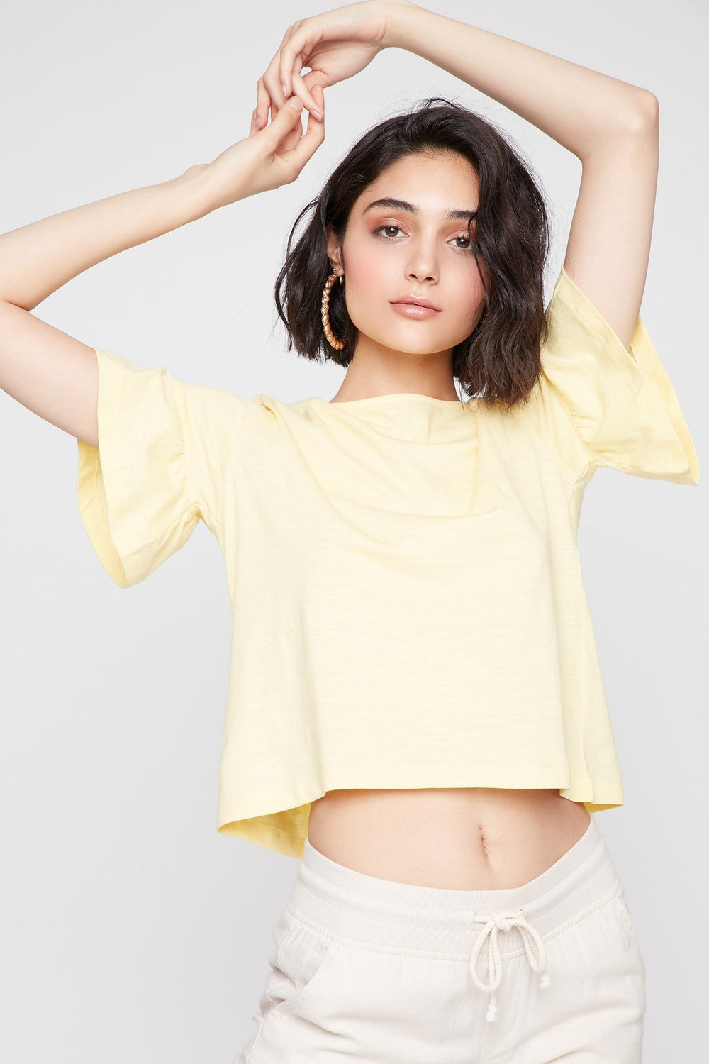 Women T-shirt à manches évasées volantées Jaune