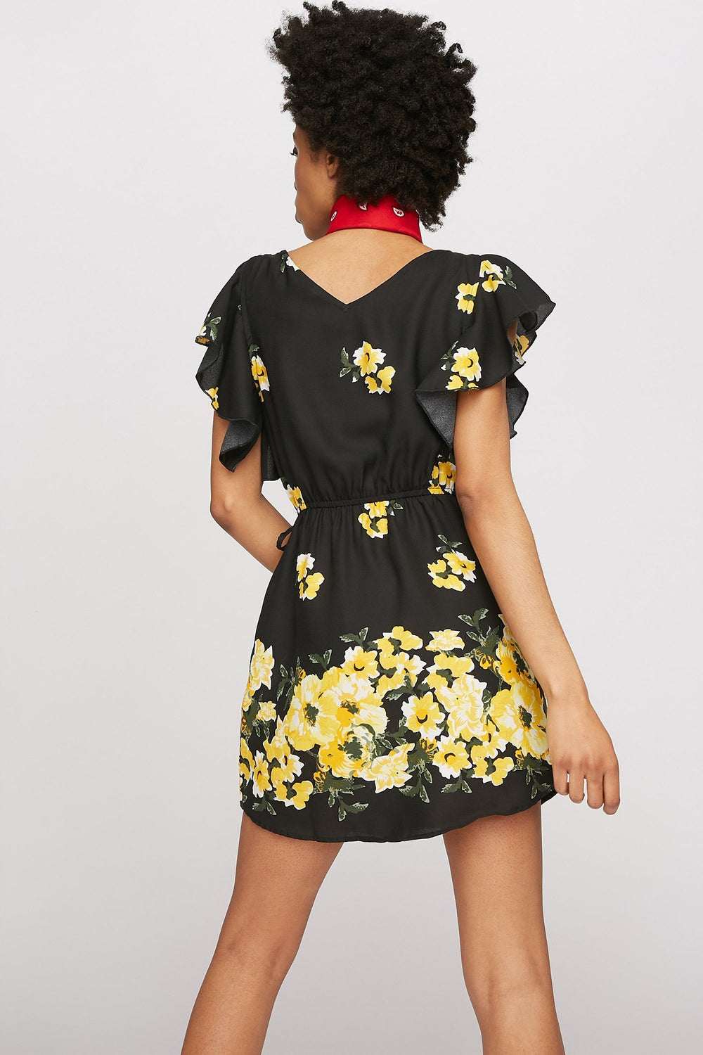 Women Minirobe cache-cur volantée imprimée avec attache Jaune